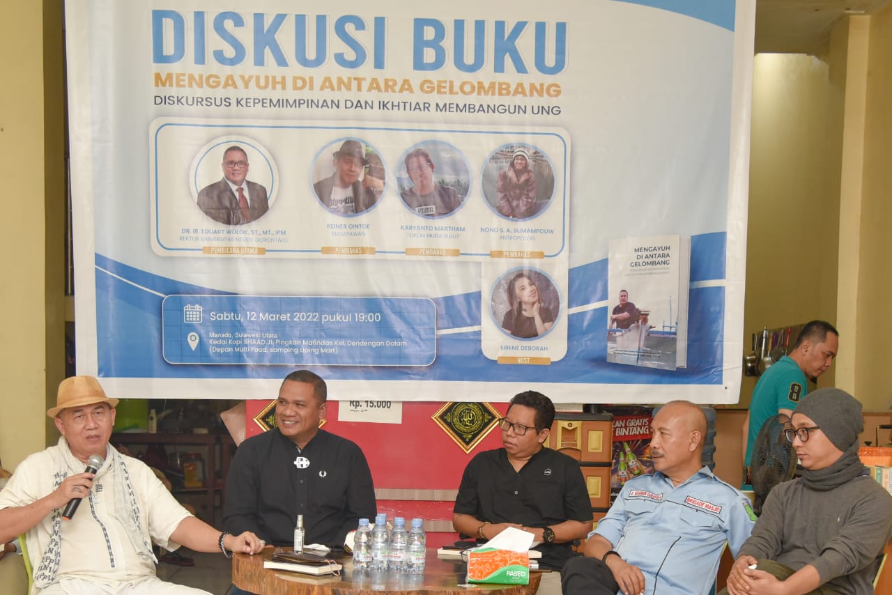 Reiner Ointoe : Bedah Buku “Mengayuh di Antara Gelombang”, Upaya Penjajakan Kembali Intelektual Gorontalo di Sulawesi Utara