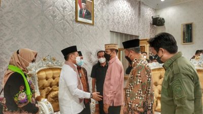 Hamka Hendra Noer Terkesan Dengan Penyambutan Adat Gorontalo
