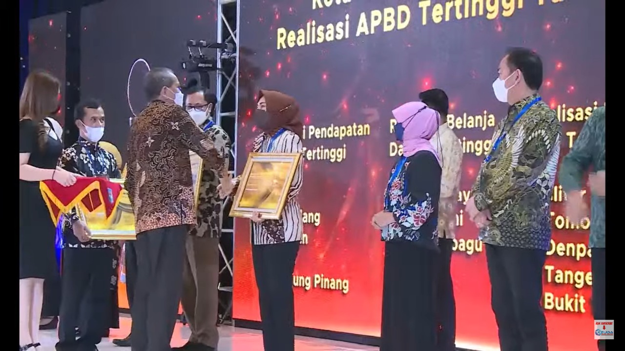 Kotamobagu Raih Penghargaan Realisasi Belanja Daerah Tertinggi se-Indonesia
