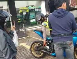 Fakta Video Viral Polisi Tilang Motor di depan Dealer