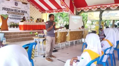 Diskominfotik Provinsi Gorontalo Kenalkan Program Recak Digital Pada Pelajar