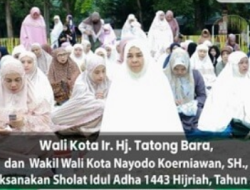 TB-NK Sholat Idul Adha di Lapangan Boki Hotinimbang