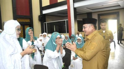 Sambut Kedatangan Jamaah Haji Kota Gorontalo, Wali Kota Marten Taha Harap Kouta Dapat Bertambah Tahun Mendatang