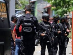 Densus 88 Berhasil Tangkap Delapan Orang Jaringan Anshor Daulah di Riau