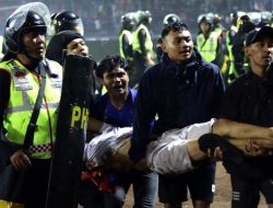 [Update] Korban Tewas Kericuhan Laga Arema FC vs Persebaya jadi 129 Orang