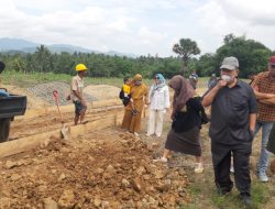 Anggota DPRD Provinsi Gorontalo Dapil Boliyohuto harap Pekerjaan infrastruktur Desa Bakti Selesai Akhir Tahun