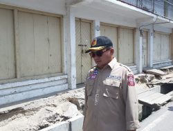 Marten Taha Harap Kontraktor Selesaikan Pengerjaan Drainase di Kompleks Pertokoan dan Jalan Nani Wartabone