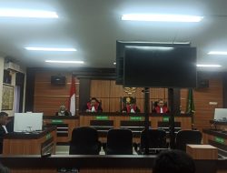 Hakim PN Kota Gorontalo Vonis Bebas Empat WNA Perkara Batu Hitam