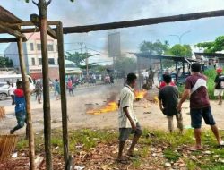 Diduga Culik Anak Wanita Ini Dibakar Massa