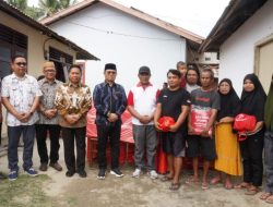 Pemprov Gorontalo Berikan Bantuan Kepada Korban Kebakaran Tuladenggi