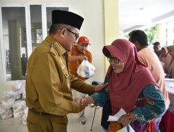 Di HUT Baznas ke-22, Asnaf Fakir Miskin Terima Penyaluran Paket Sembako dari Pemerintah Kota Gorontalo