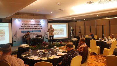 Bimtek Hari Kedua, Anggota DPRD Provinsi Gorontalo Terima Materi Sistem Perencanaan Pembangunan