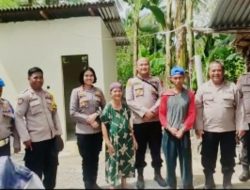 Warga Bone Bolango Dapat Bantuan MCK dan Sembako Dari Polsek Tilongkabila