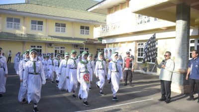 Lomba Gerak Jalan Pramuka dan PMI Bagian Kemeriahan HUT Kota Gorontalo Ke-295
