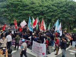 Ratusan Mahasiswa di Gorontalo Demo Tolak Pengesahan UU Cipta Kerja