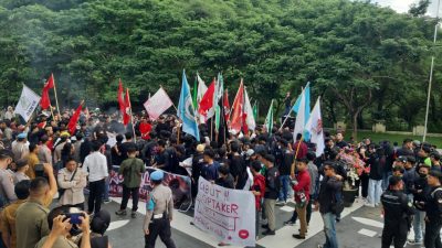 Ratusan Mahasiswa di Gorontalo Demo Tolak Pengesahan UU Cipta Kerja