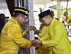 Pj Gubernur Ismail Pakaya disambut Adat Mopotilolo Oleh Pemerintah Kota Gorontalo