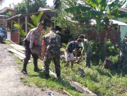 Tingkatkan Keamanan, Pemdes Moyag Tampoan Bersama TNI-Polri Bangun Pos Kamling