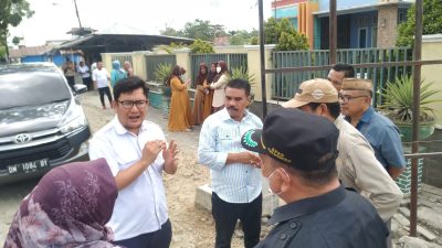 Anggota DPRD Provinsi Dapil Kabupaten Gorontalo B Dorong Pembangunan Plat Duicker di Desa Suka Makmur