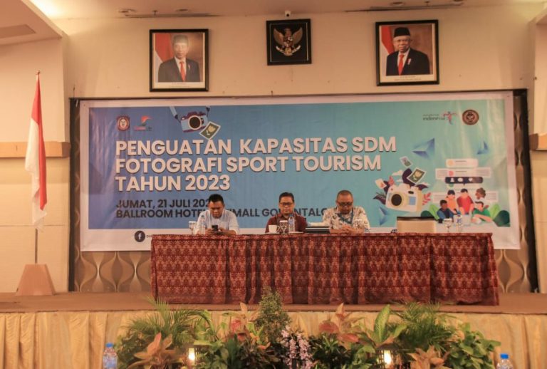 Dispar Gorontalo Beri Penguatan Kapasitas SDM Bagi Fotografi Sport ...