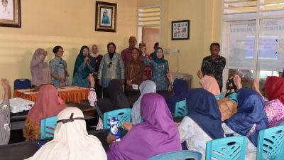 Launching Sekolah Lansia, BKKBN RI Apresiasi TP-PKK Kabupaten Gorontalo