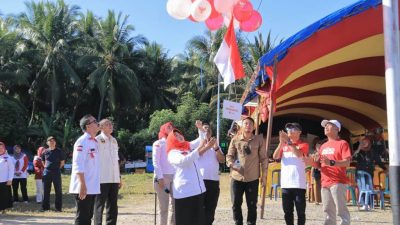 Canangkan Perayaan HUT RI, Pemkab Pohuwato Bagikan 3.200 Bendera Untuk Masyarakat