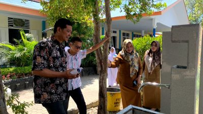 Sulyanto Pateda Pastikan Pembangunan CTPS di Dua Sekolah Berfungsi Baik dan Ekslusif