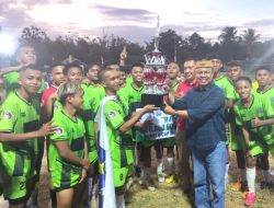 Roni Sampir Tutup Turnamen Sepak Bola Bumela Cup U-18