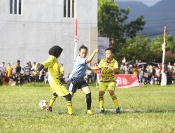 Putri Molinow FC Raih Prestasi Gemilang, Ini Kata Lurah Rusman Kobandaha