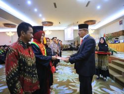 Hadiri Wisuda Mahasiswa IKTGM, Pj Wali Kota Kotamobagu Sampaikan Ini