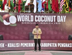 Pj Gubernur Gorontalo Ajak Masyarakat Tanam Kelapa