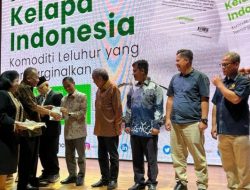 Nelson Pomalingo Apresiasi Peluncuran Buku Industri Kelapa Indonesia Komoditi Leluhur Termarjinalkan