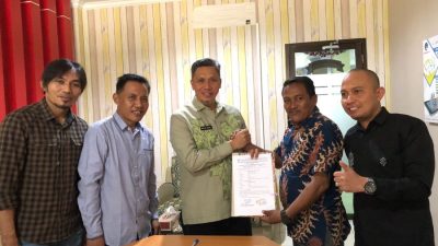 Kepala Dinas Kominfo Provinsi Gorontao dan KID-KPID Tandatangani NPHD