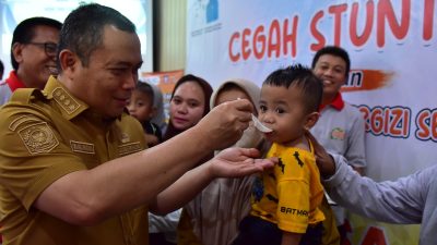 125 Anak Tengkes di Kabupaten Gorontalo Terima Makanan Tambahan