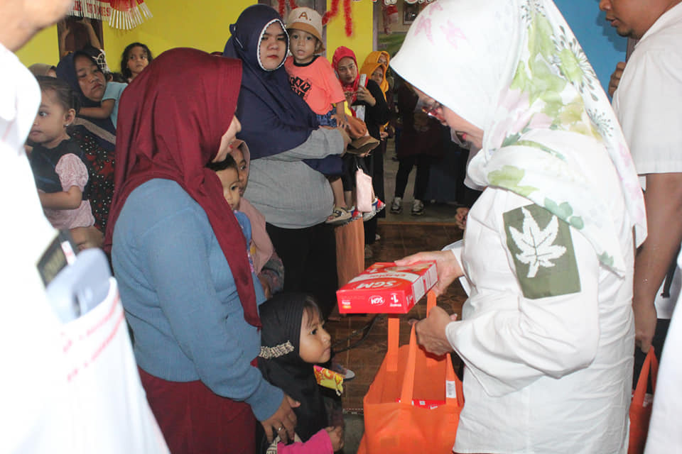 Bantuan Paket Nutrisi Bone Bolango