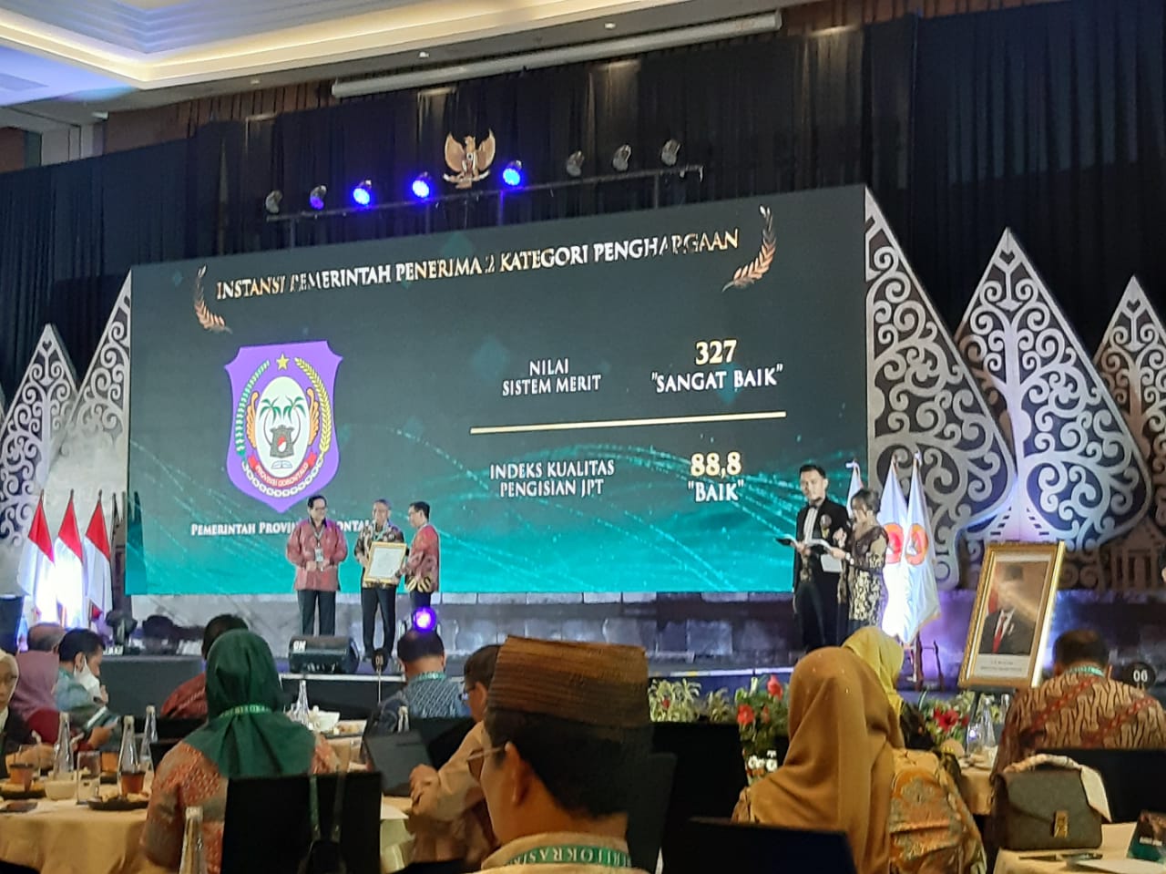 BKD Gorontalo Meraih Dua Penghargaan Anugerah Meritokrasi 2023