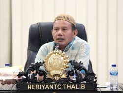 Heriyanto Thalib Minta Pihak DLH Kota Gorontalo Segera Tangani Eceng Gondok Yang Tumbuh di Bantaran Sungai Kelurahan Siendeng