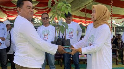 Kementrian LHK dan Pemprov Gorontalo Tanam Pohon
