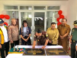 Sekdaprov Resmikan Gedung PTSP dan Rumah Susun di Kejaksaan Tinggi Gorontalo