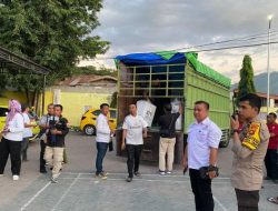 Polresta Gorontalo Kota Kawal Pergeseran Kotak Suara Hasil Pleno Dari PPK Ke Gudang Logistik KPU