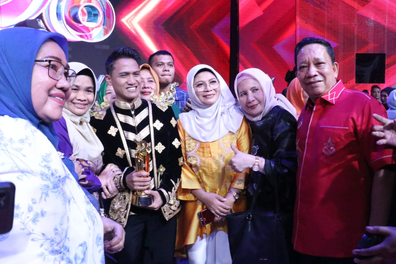 Putra Gorontalo Juara 1 Dangdut Academy 6 Indosiar
