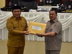 PJ Gubernur Gorontalo Sampaikan LKPJ 2023 ke DPRD