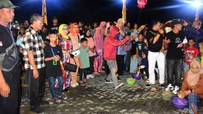 Berlangsung Meriah, Sekda Kota Gorontalo Hadiri Gebyar Ketupat di Kelurahan Padebuolo