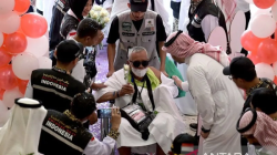 8.902 Jamaah Haji Berangkat Laksanakan Umrah Wajib