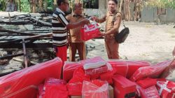 Pemkab Gorontalo Serahkan Bantuan Logistik Pada Korban Kebakaran Kecamatan Tabongo