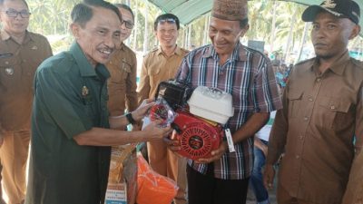 Bupati Gorontalo Serahkan Bantuan Perikanan Tangkap Dari Program DAK T.A 2024
