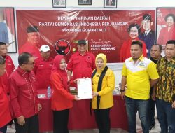 Idah Syahidah Ikut Serahkan Formulir Dukungan Cagub Gorontalo Dari PDI Perjuangan