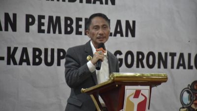 Bupati Gorontalo Hadiri Pelantikan Panwas Se-Kabupaten Gorontalo
