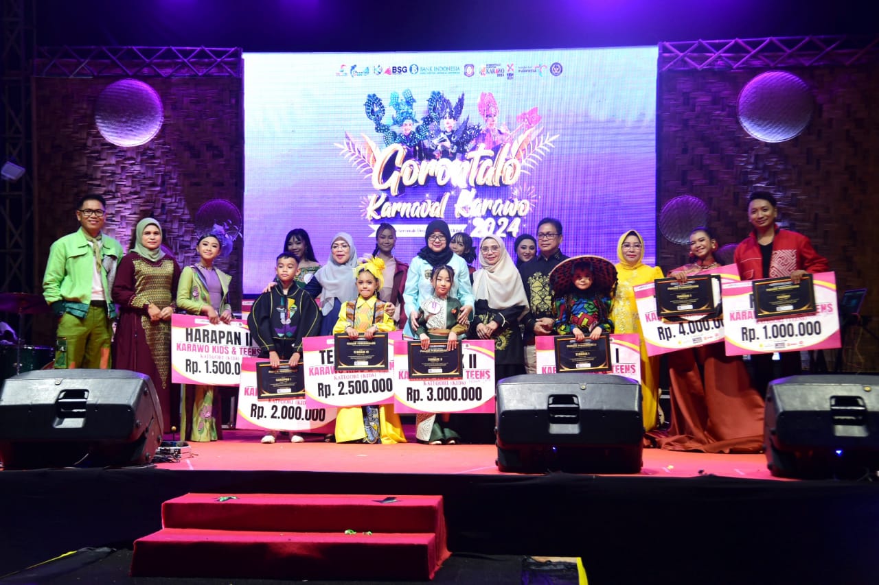 Peserta Fashian Show Karawo Kids and Teens