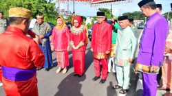 Kunjungi Kabupaten Pohuwato Pj. Gubernur Mohammad Rudy Disambut Dengan Adat Mopotilolo